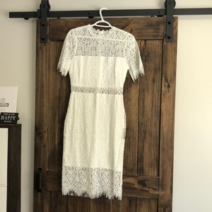 Lulus white lace dress never been worn